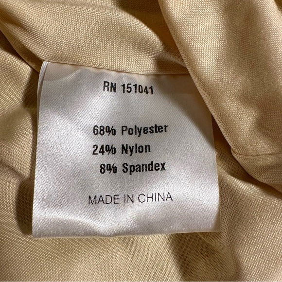 NWT Kourt Mockneck Floral Velvet Burnout Bodycon Dress Size Medium - Picture 16 of 16